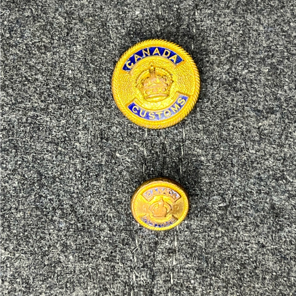 2 Customs Canada buttons vintage